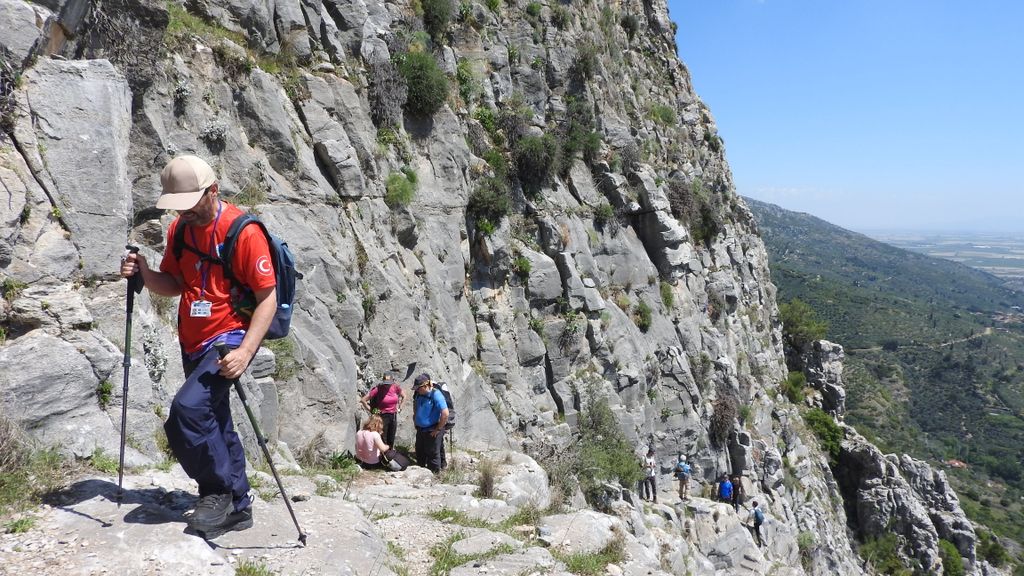 Sentiero trekking caletta selvaggia Sardegna. Spiagge Segrete dell'Iglesiente: Costa e Sentieri